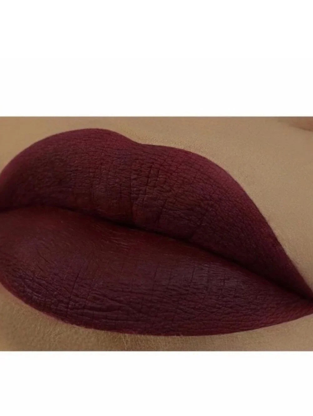 Kylie NEW0 Matte Liquid Lipstick - Leo In Deep Berry Matte